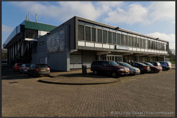 Sporthal de Enk Rotterdam gebouw